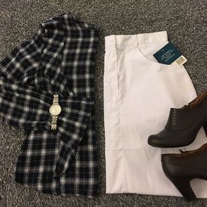 NWT | Adar Uniforms | White skirt | Scrub skirt